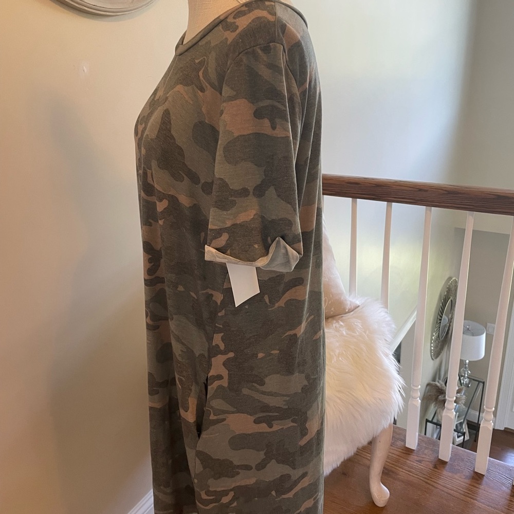 Army fatigue dress.